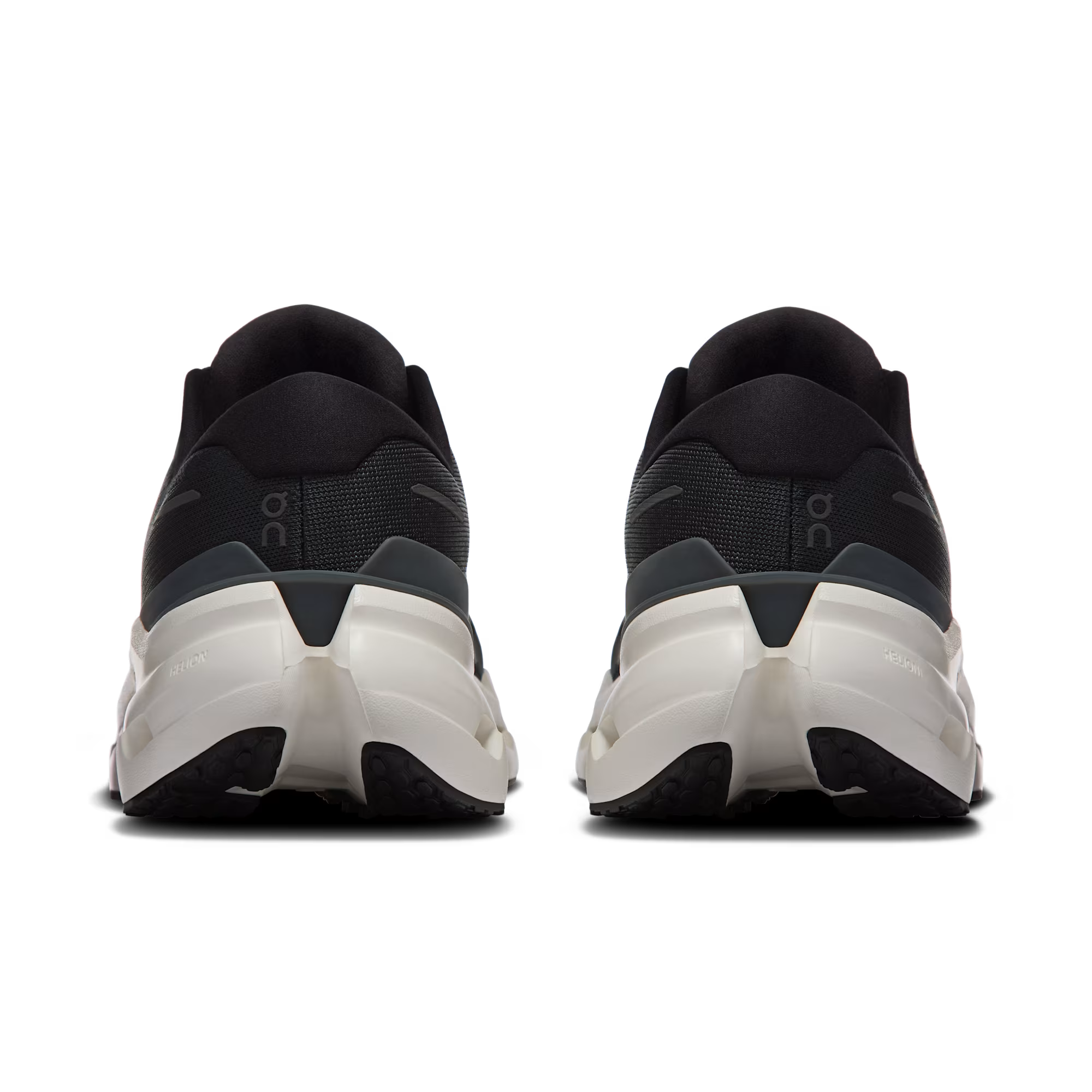 On Men's Cloudrunner 3